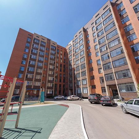 Тропики В Толе Би Astana Dış mekan fotoğraf