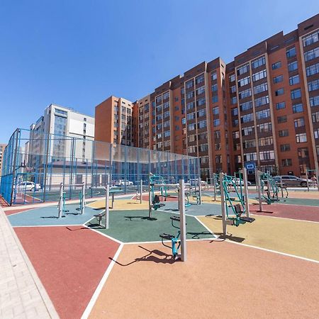 Тропики В Толе Би Astana Dış mekan fotoğraf