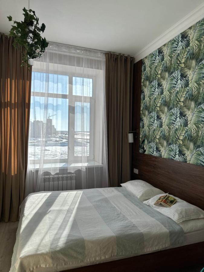 Тропики В Толе Би Astana Dış mekan fotoğraf